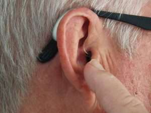 Hearing aids for seniors in Dallas